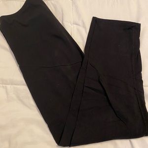 Maternity cropped leggings. Full panel front